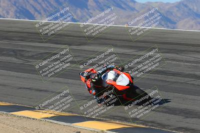 media/Mar-21-2025-CVMA Friday Practice (Fri) [[30cd4fe323]]/2-Racer 1/Session 2 (Bowl)/